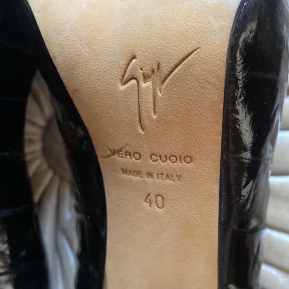 🎀 Giuseppe Zanotti Patent Black Croc Platform Heels 9 & 9.5 EU40 - Picture 7 of 9